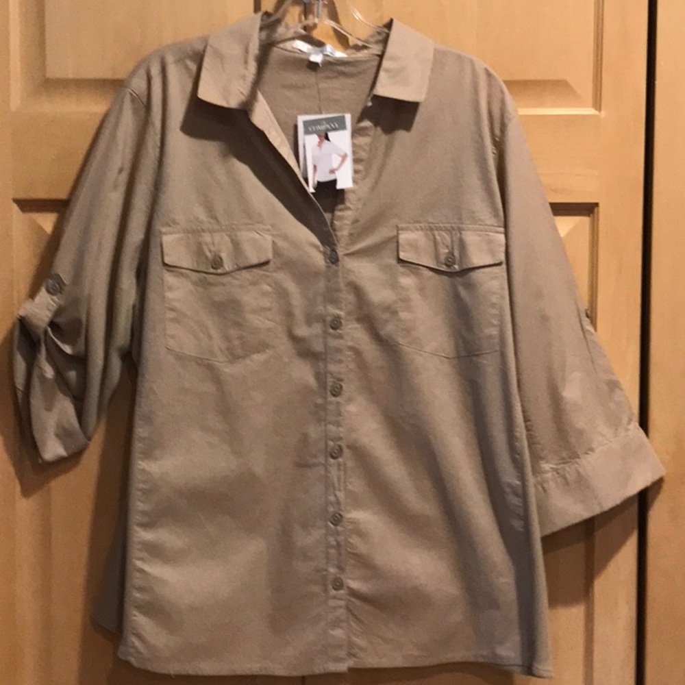 New Company Ellen Tracy Tan Blouse